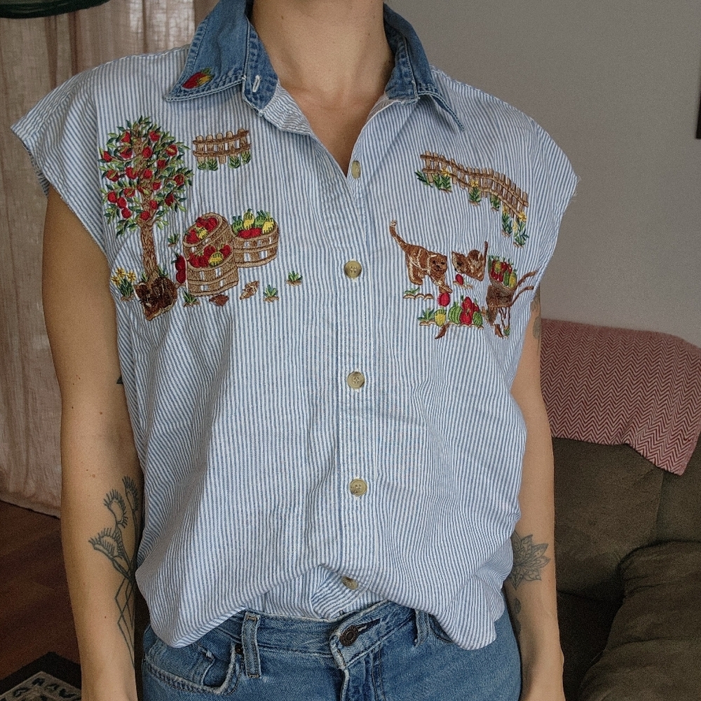 Solutions Striped Cat Embroidered Button Down Shirt Size XL